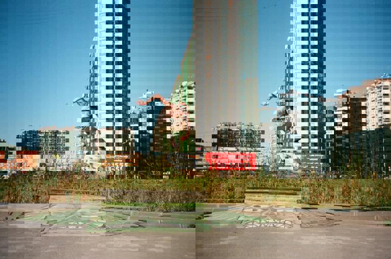 Teen Skateboarder Shatters National Record with Daring New Trick